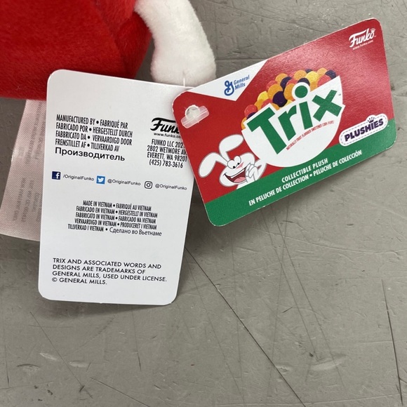 Trix cereal box plush - Picture 2 of 4